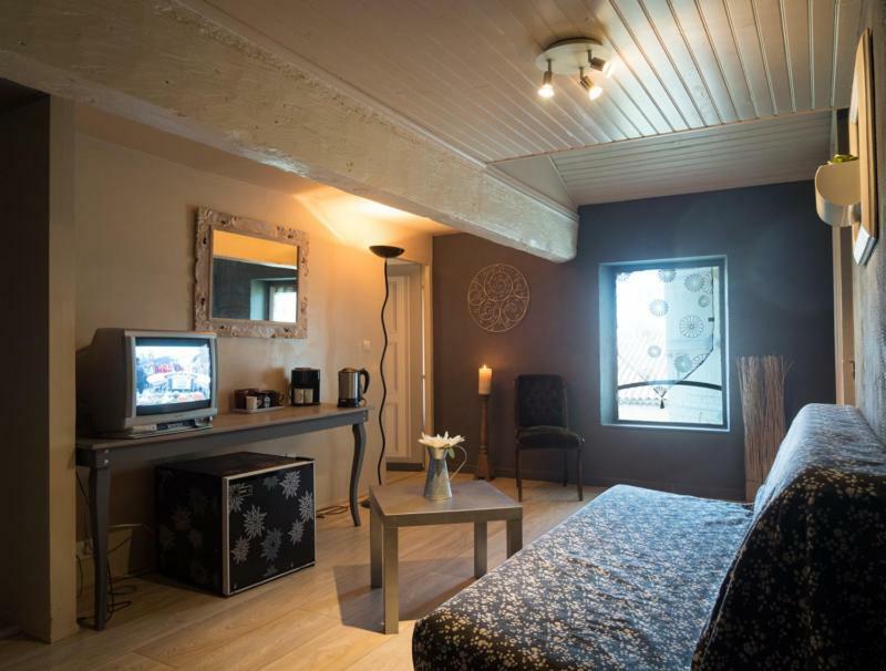 Le Logis Du Medoc Hotel Saint-Yzans-de-Médoc Екстериор снимка